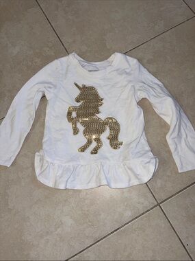 Girls' White Long-Sleeve Top with Gold Sequin Unicorn